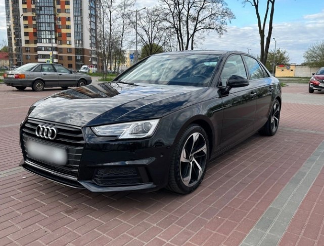 Продам в Бресте, Audi A4 5 поколение (B9)